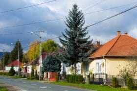 Régi örökségünk, a Kádár-kocka nyomában