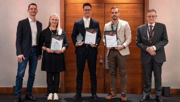 A Kelet-Magyarország kategória győztesei az iCompass díjátadón.