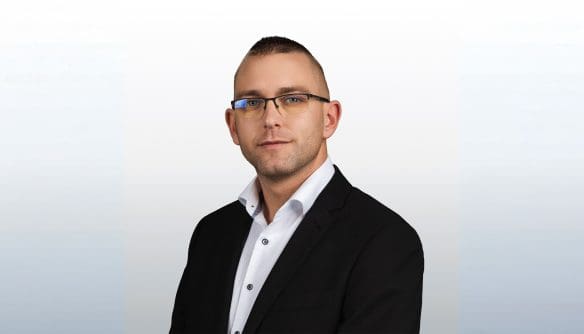 Balogh Nándor ingatlanközvetítő portréja